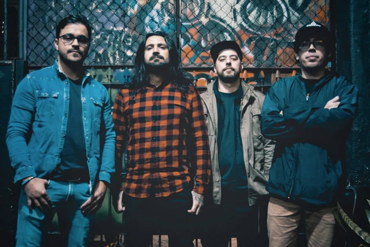 Peoria mostra riffs potentes ao falar sobre o lado sombrio do seres humanos no single ‘Desmonte’