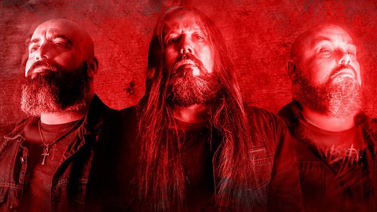 Fallen Shadows lança single com participação do vocalista do Warshipper