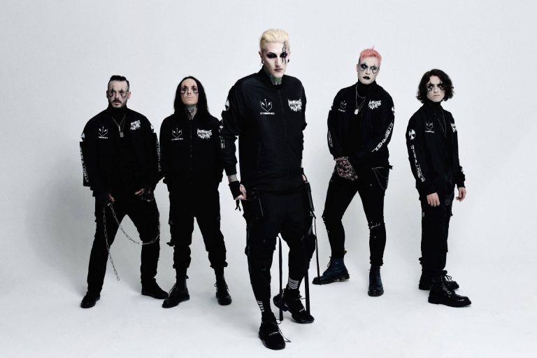 Motionless In White adia shows no Brasil e não se apresentará no Knotfest