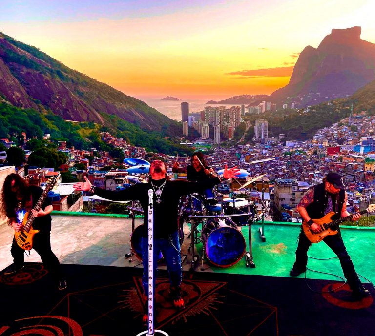 Noturnall lança vídeo de “Try Harder”, gravado na favela da Rocinha no Rio de Janeiro