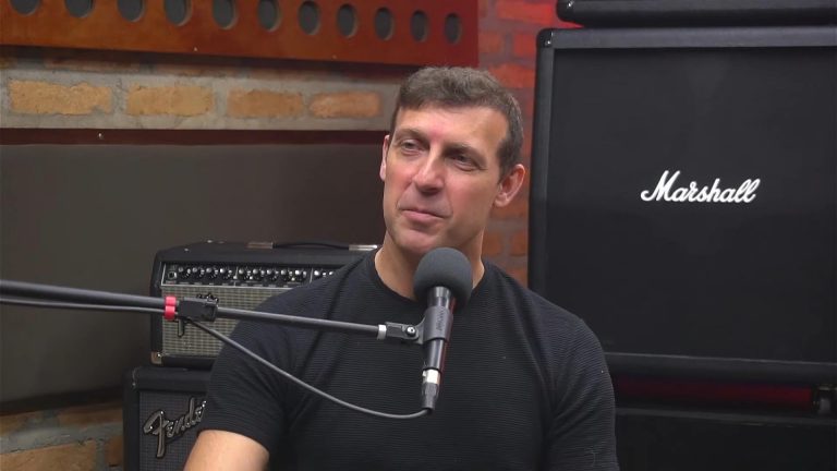 Bruno Sutter recebe Ricardo Batalha no podcast do festival Summer Breeze Open Air Brasil