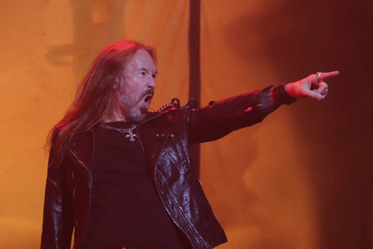 HammerFall lança edição comemorativa de 20 anos para ‘Crimson Thunder’