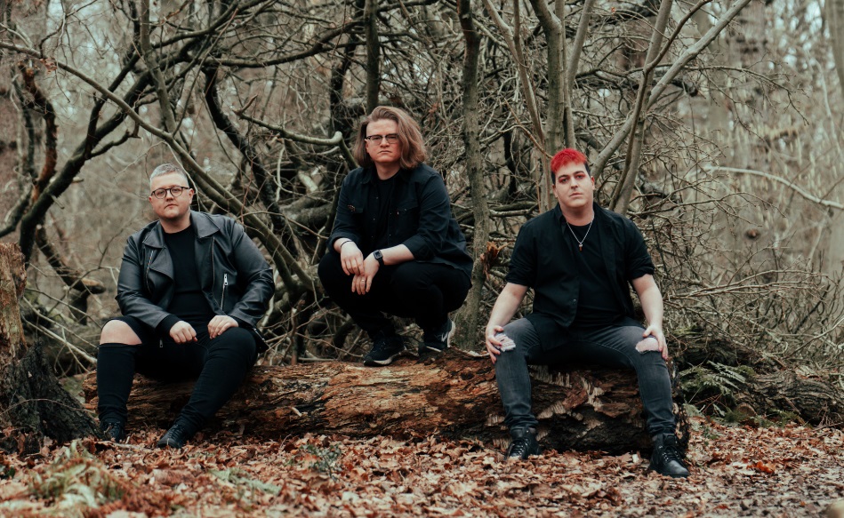 Tired of Fighting lança novo single; Ouça “Out Of The Forest”