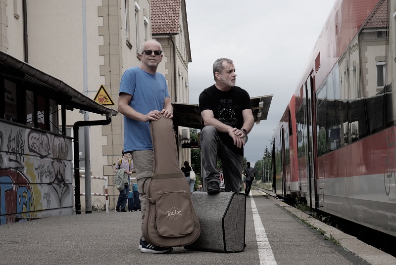 Seßler/Zeeb: duo de soft rock lança single “If No One”