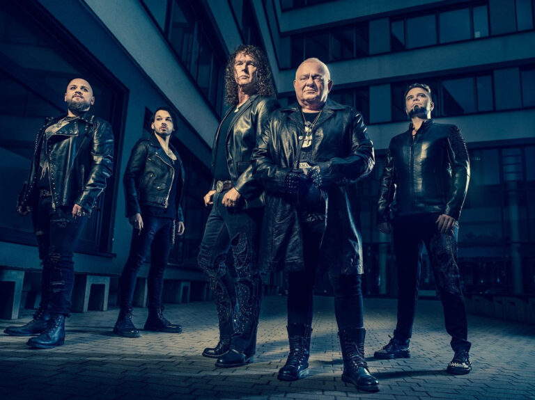 Dirkschneider celebra 40 anos de “Balls To The Wall” com releitura estrelada