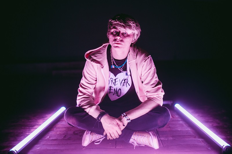 Zack Fowler lança single “Thought About Me”