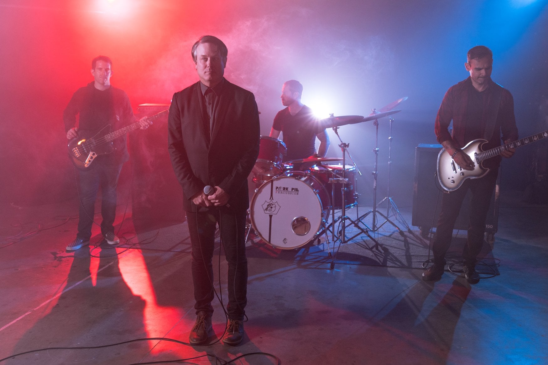 Fake Figures: revelação do metal promove single “You’re Distant”