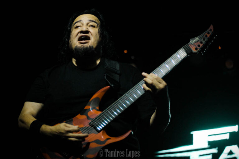 Fear Factory: Peso e precisão marcam o retorno da banda ao país