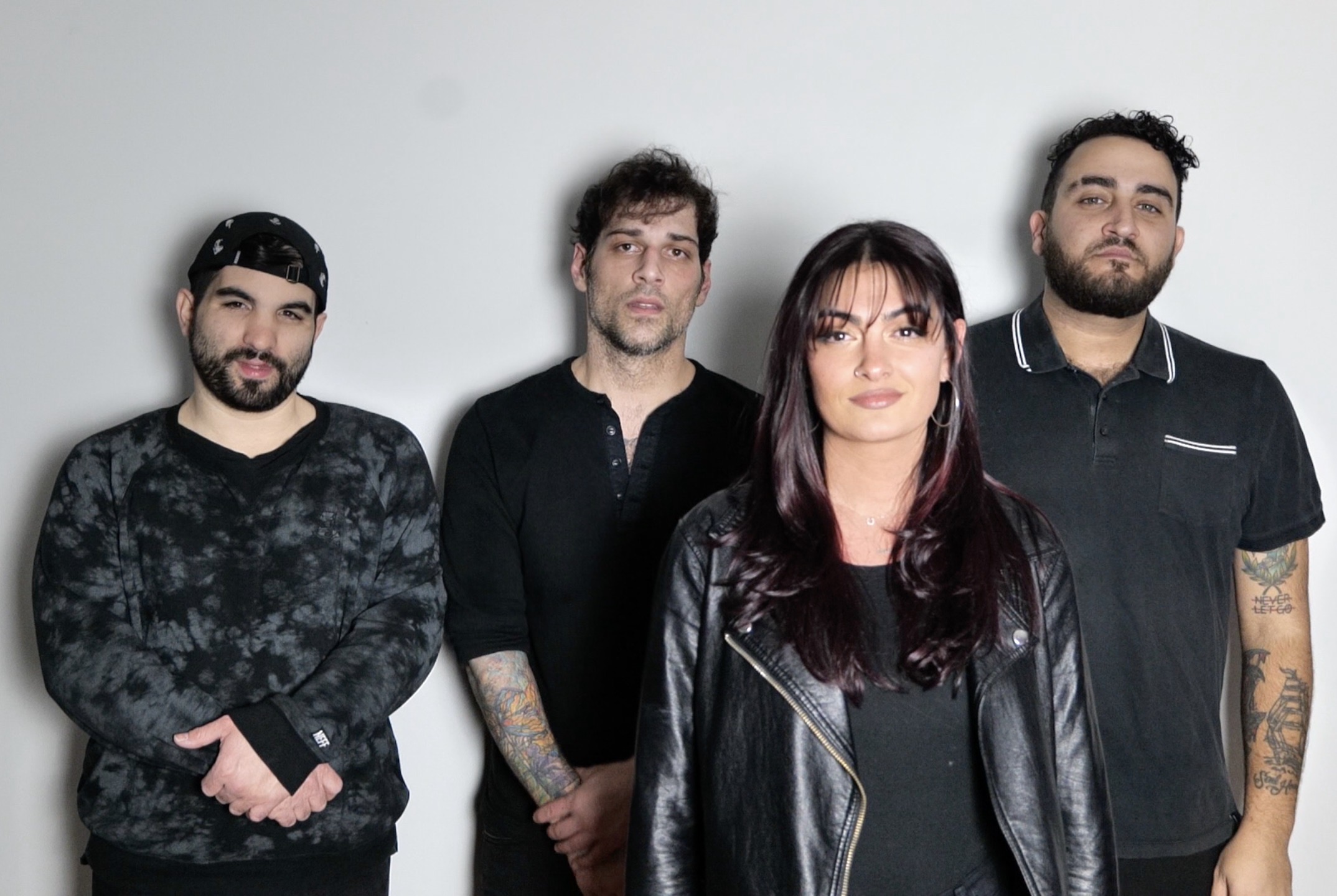 Heavy on The Heart lança single de estreia; Ouça “Mr. Know It All”
