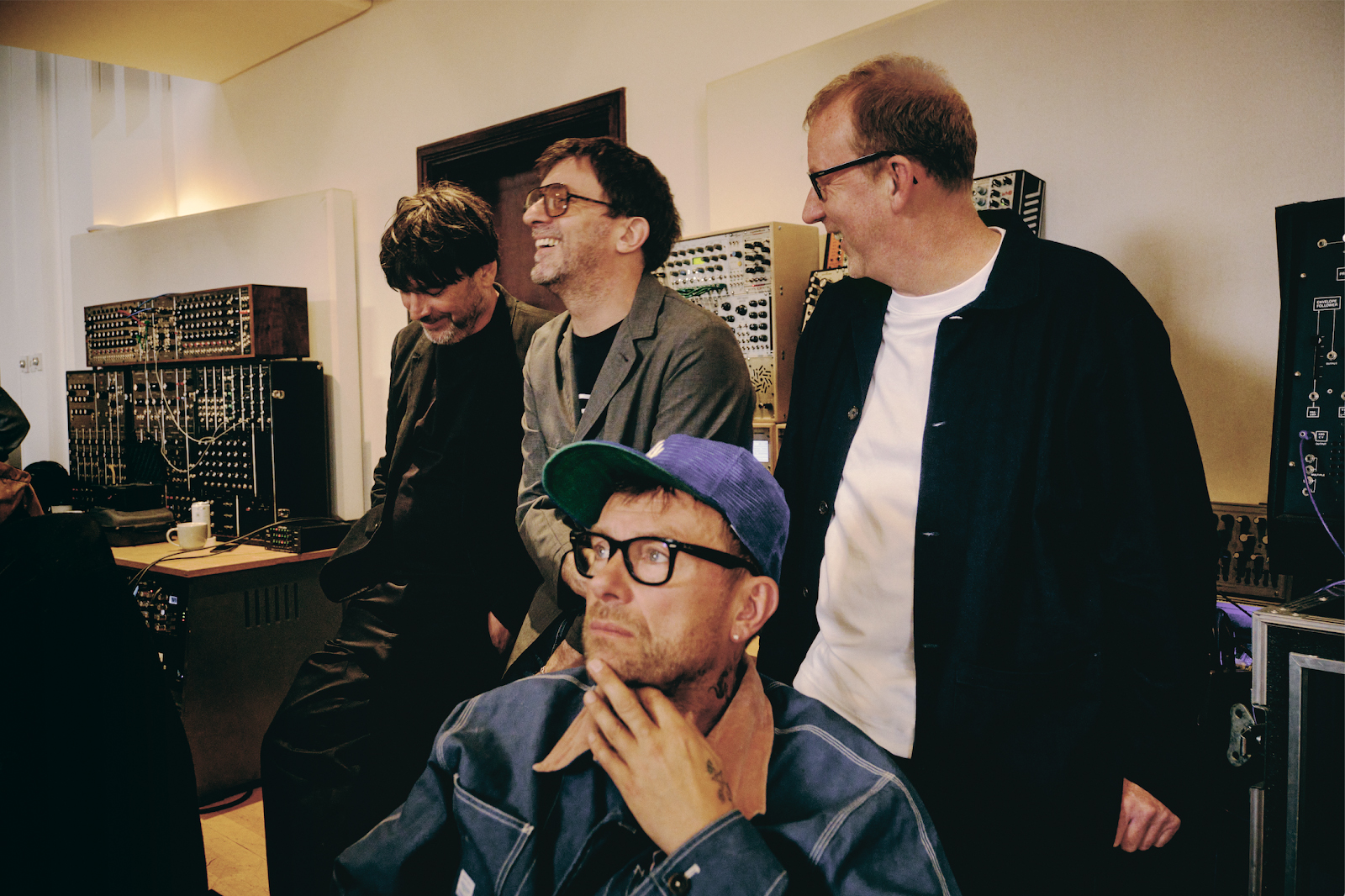 Blur lança single e anuncia novo álbum