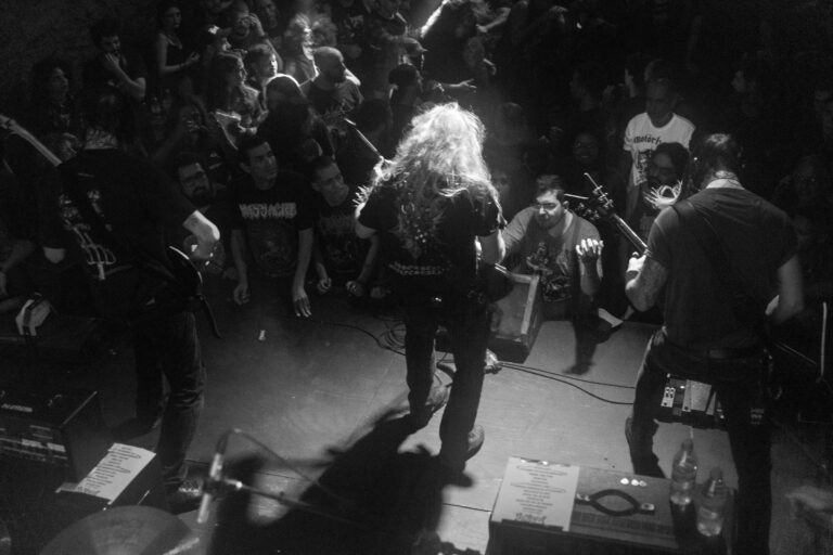 Incantation, Crypta e Vazio: Apresentações arrasadoras em noite de metal extremo no Rio de Janeiro