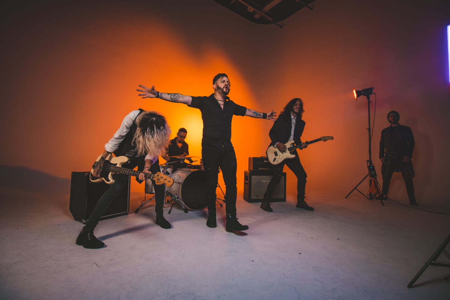 Cold4Desert inaugura nova fase com videoclipe de “Empty Room”