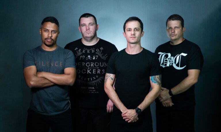 Em novo álbum, DFront SA traz a dor em perspectiva e entrega deathcore ainda mais indigesto