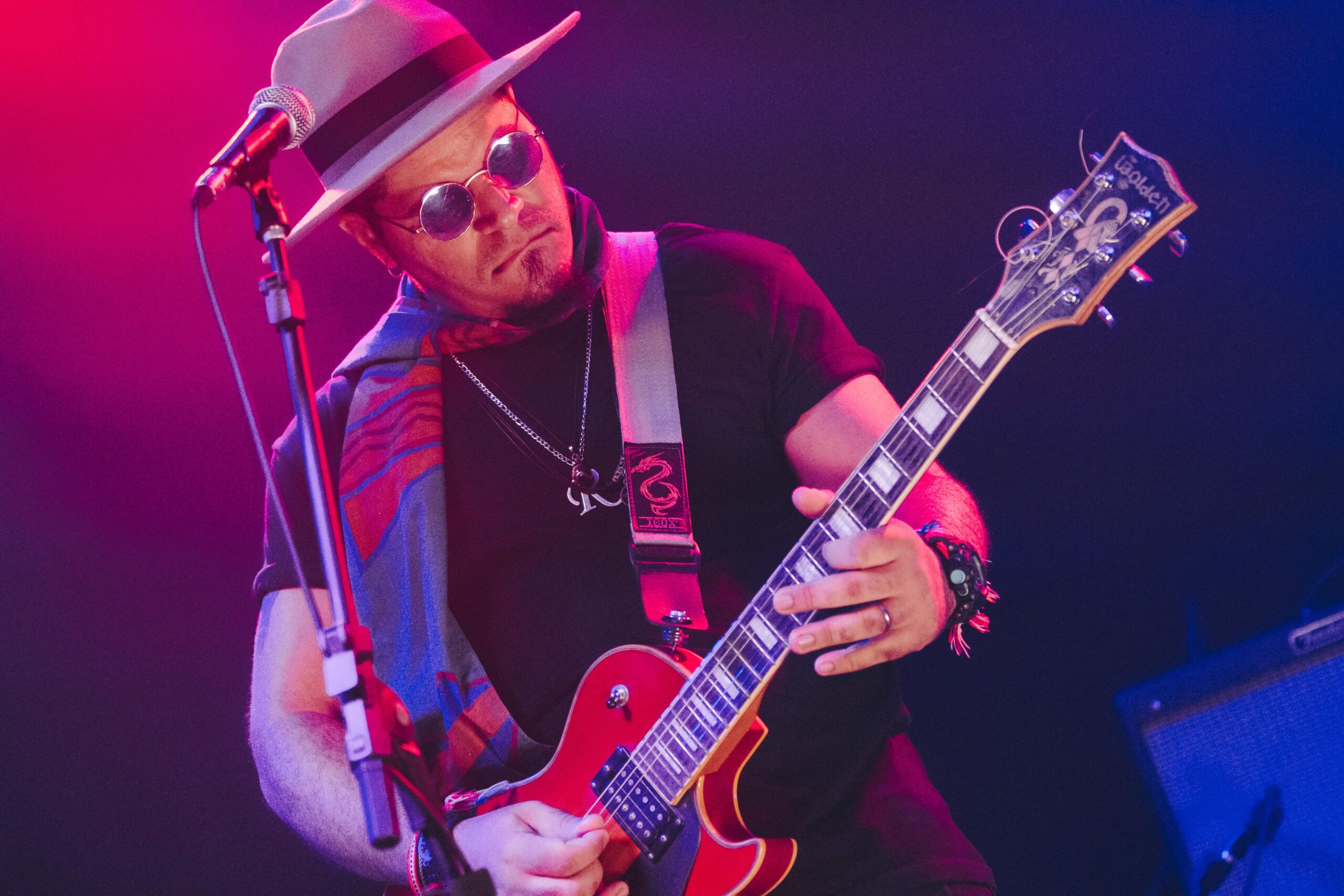 Com foco no cenário do rock, Rodrigo Lamore lança uma WebTV