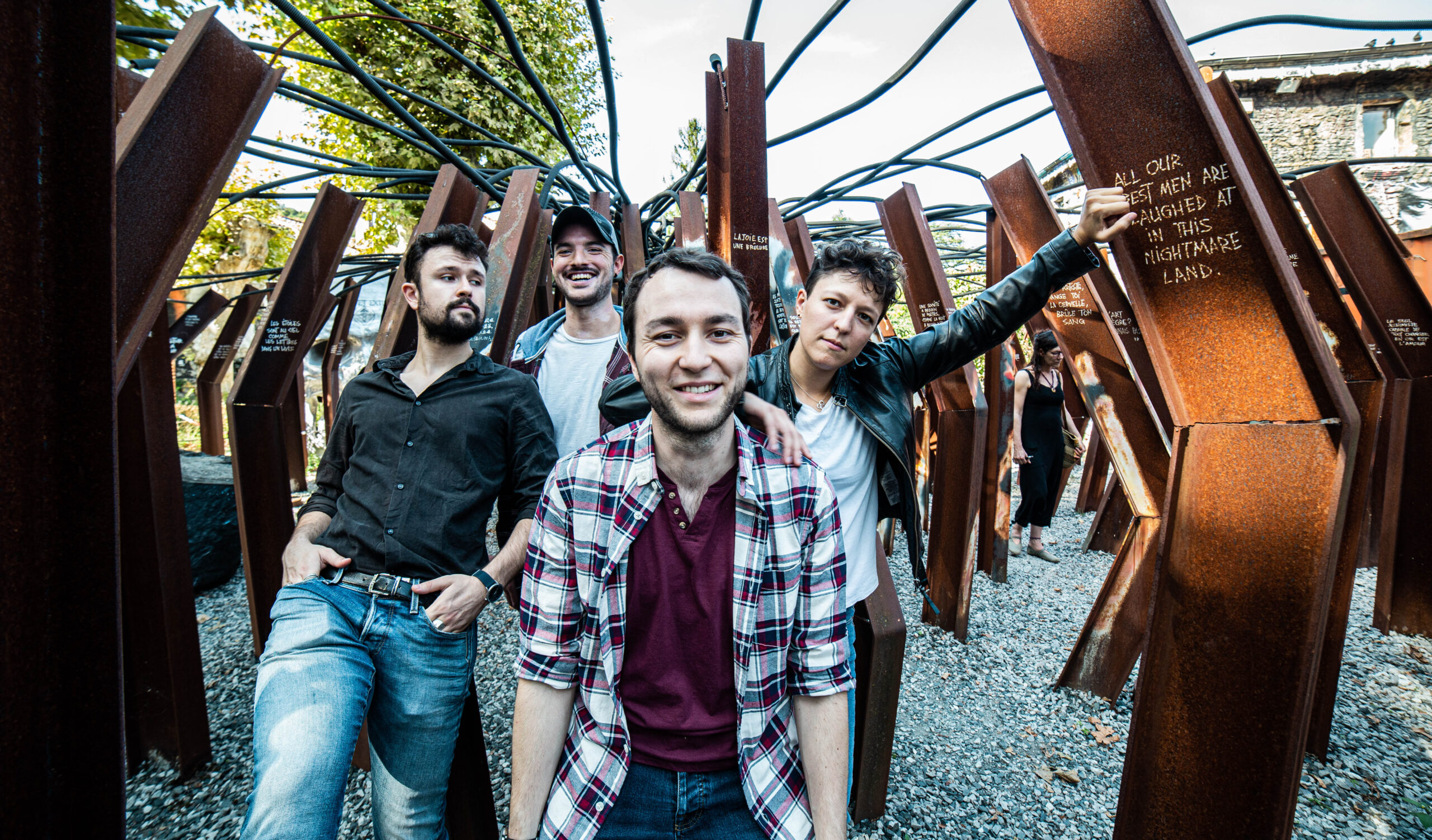 Banda punk francesa Mess-Out lança novo single “Old Days”