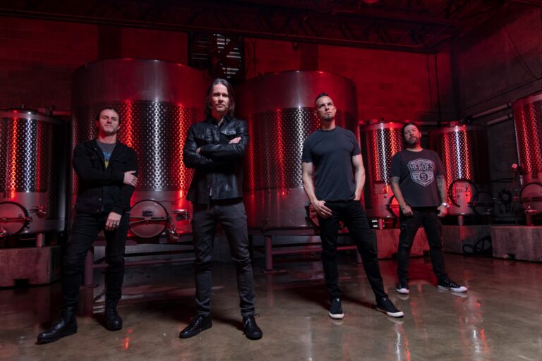 Alter Bridge promete show arrebatador em São Paulo