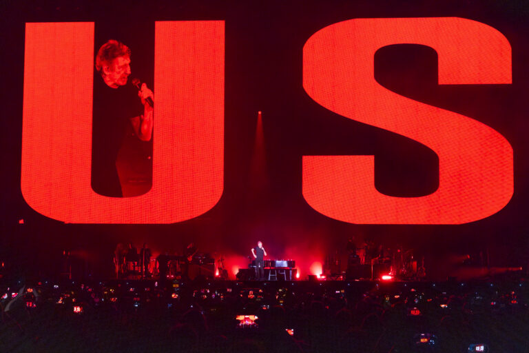 Roger Waters chega a São Paulo para os últimos shows da turnê “This is Not a Drill”