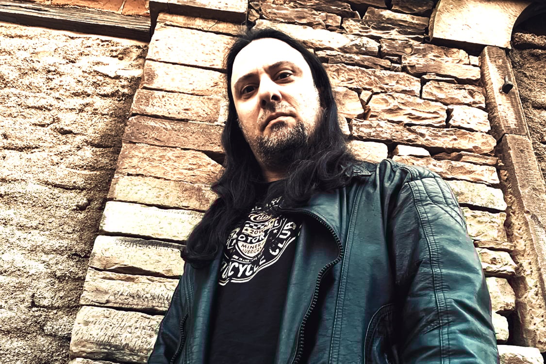 Apocrifus ressurge com novo single “Into The Infinity Of Silence”