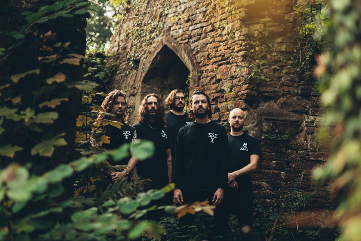 Green Lung revela ‘One For Sorrow’ que se destaca por peso inédito