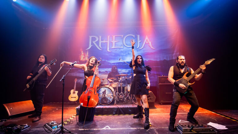 Rhegia celebra sucesso em show comemorativo ao conceitual ‘The Battle of Deliverance’
