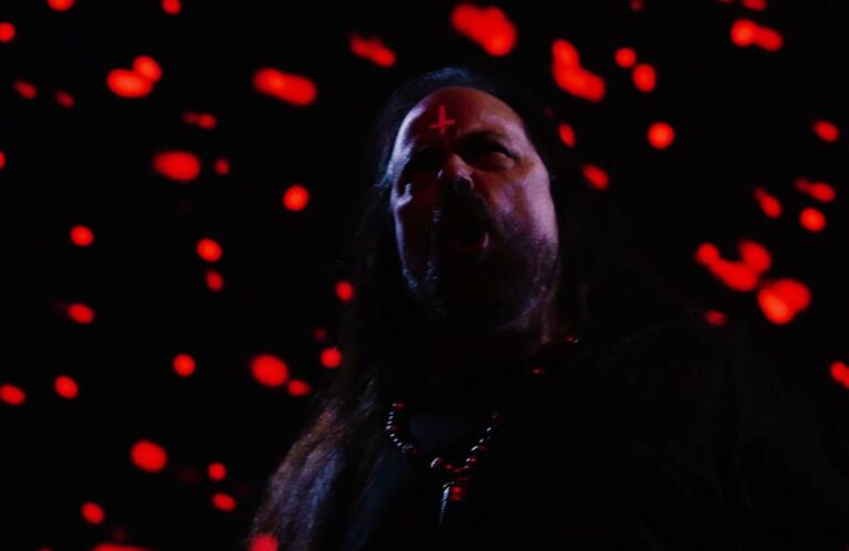 Deicide lança nova faixa e videoclipe ‘Bury The Cross… With Your Christ’ em um presente blasfemo de Natal para os fãs