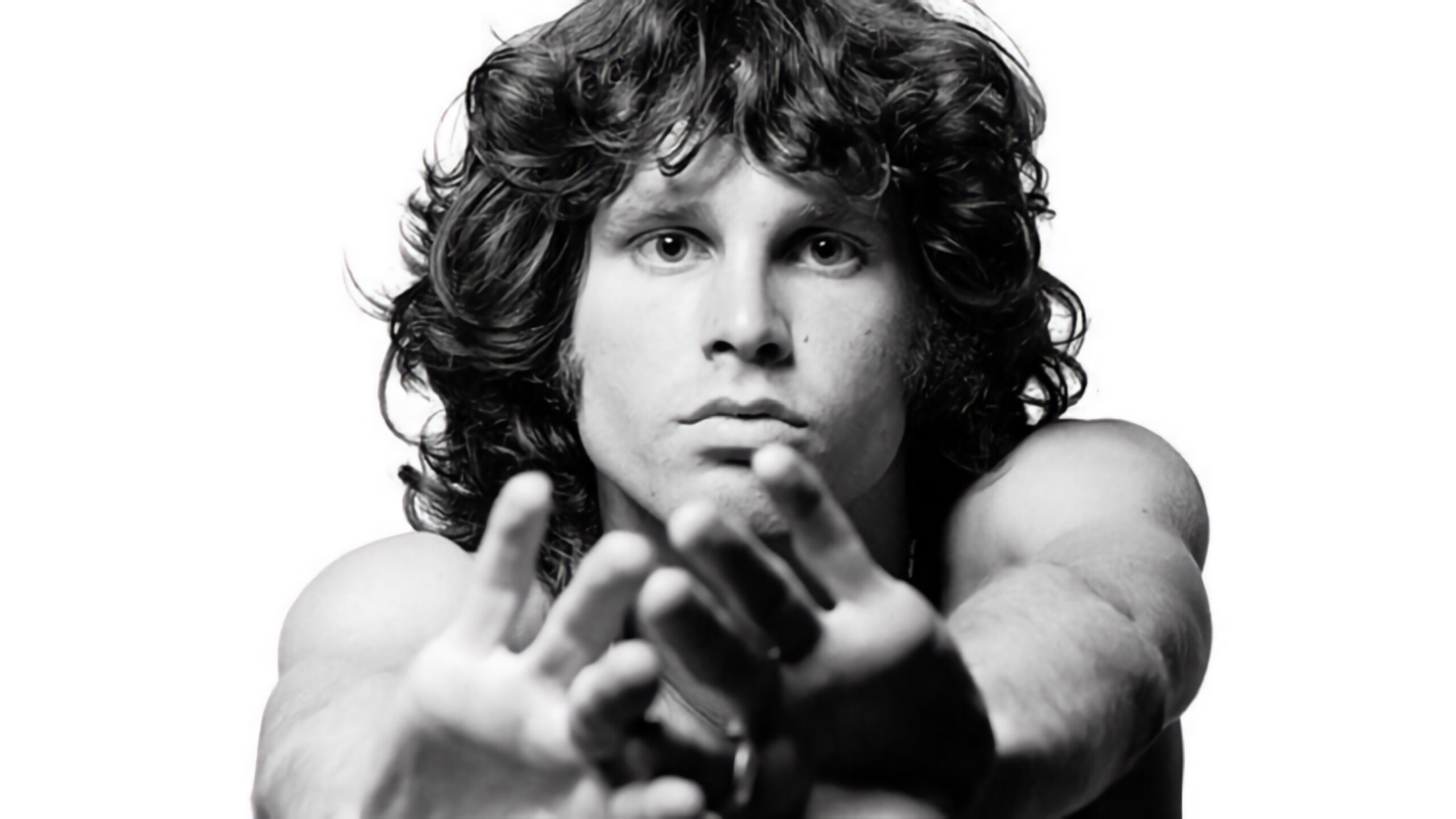 Busto de túmulo de Jim Morrison, roubado há 37 anos, é encontrado em Paris