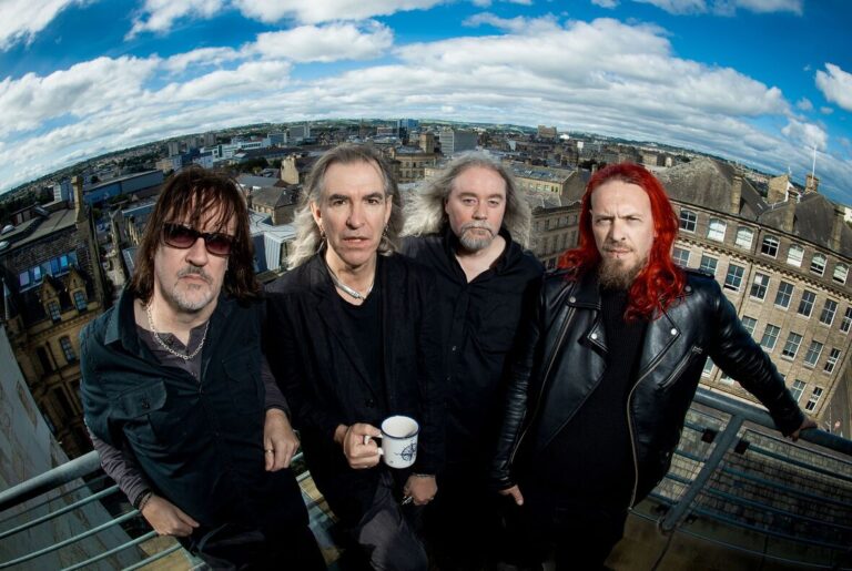 New Model Army traz turnê do novo disco Unbroken em junho