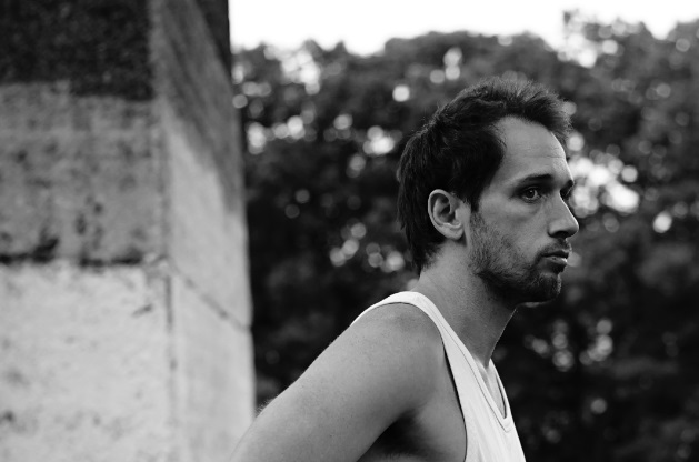 PrivacyClub: projeto de indie rock lança single “Into a Flower”