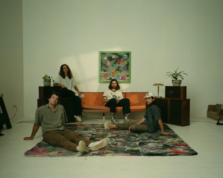 Turnover, com abertura do terraplana, é neste sábado em São Paulo