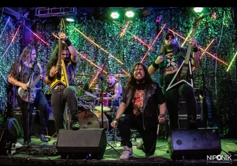 Living Metal faz show com Leather Leone em Santos no domingo