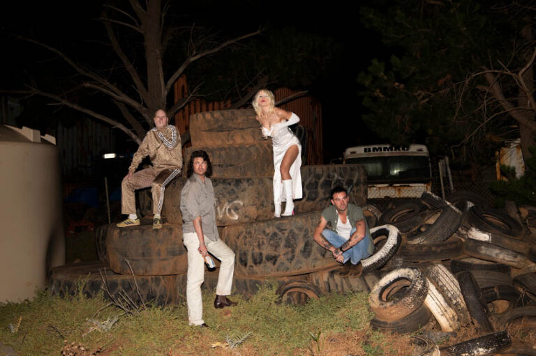 Amyl & The Sniffers anuncia apresentação solo no Cine Joia, em São Paulo