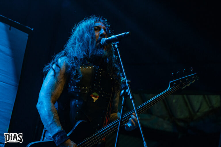 Krisiun é abraçado pelos fãs em noite histórica no RJ