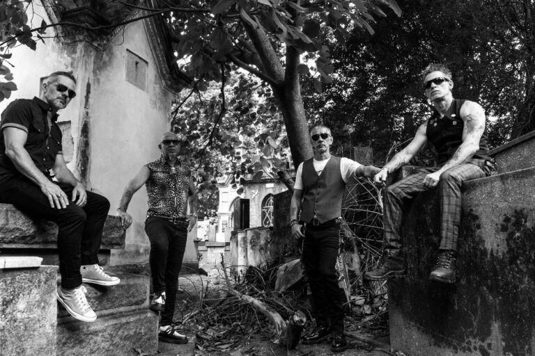 Inocentes lança EP de projeto acústico