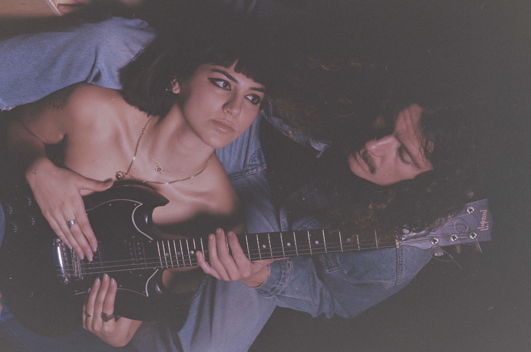 Blitz Playhouse lança segundo single da carreira; Ouça “Favourite Ghost”