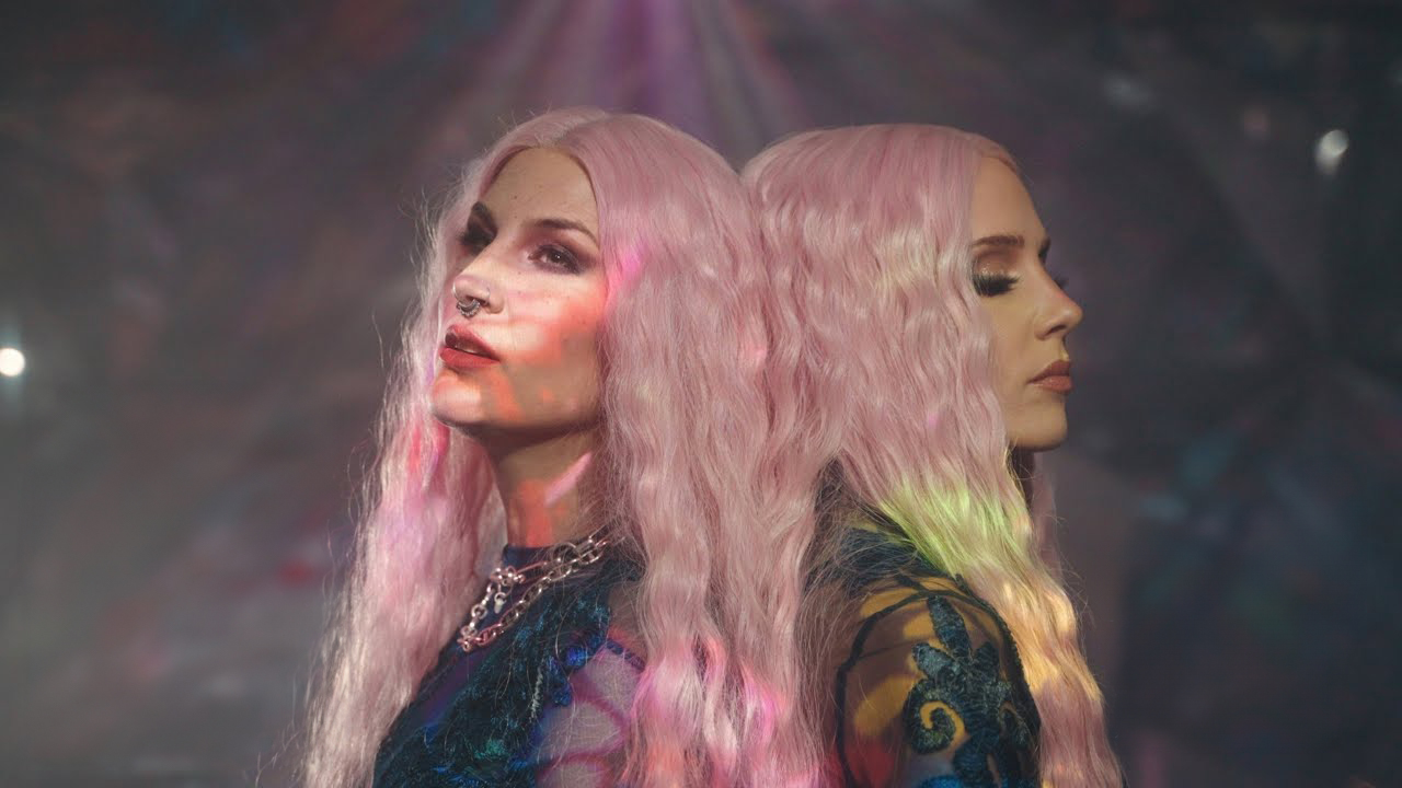 Charlotte Wessels se une a Simone Simons para lançar o single “Dopamine”