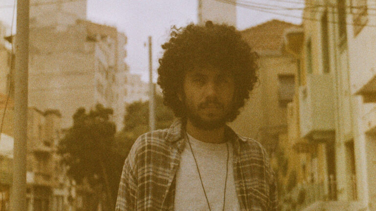 Sagrados Anônimos estreia nas plataformas com single ‘Martelo’