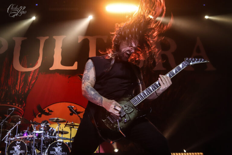 Sepultura celebra seus quarenta anos de carreira com primeira noite de despedida em São Paulo