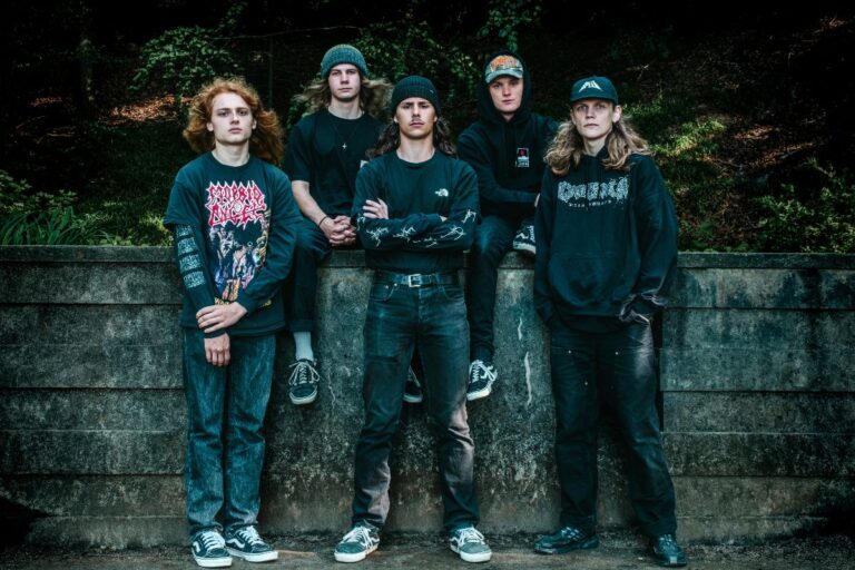 Neckbreakker assina com a Nuclear Blast Records e lança single de estreia ‘Horizon Of Spikes’