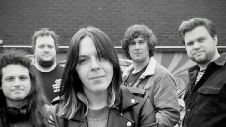 Banda belga de rock alternativo Such Great Heights lança novo single “Empty”