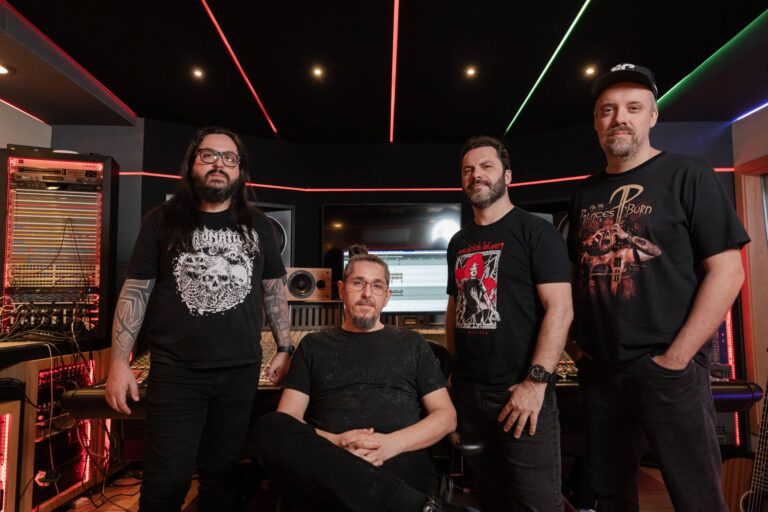 As The Palaces Burn: finaliza gravação de novo álbum