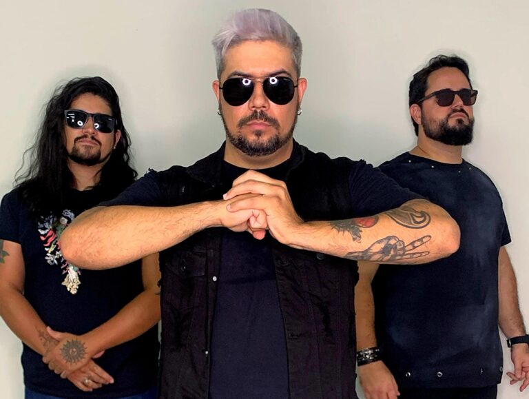 Alma Noturna lança o videoclipe para “Role os Dados” e reflete sobre a falta de empatia presente na sociedade