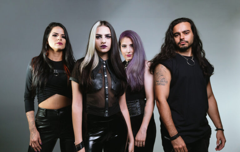 Ammit explora misticismo egípcio e ocultismo e lança clipe de “Elixir”