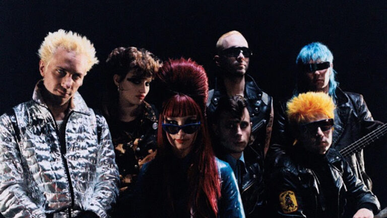 La Femme lança seu primeiro álbum em inglês “Rock Machine”
