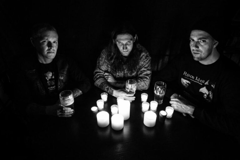 The Watcher prepara-se para lançar seu primeiro álbum completo “Out of the Dark”