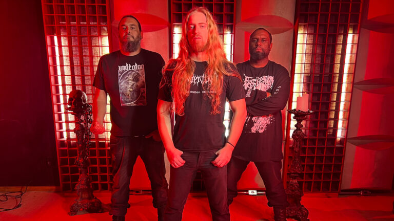 Inventtor lança clipe para versão acústica de ‘For Your Demons’