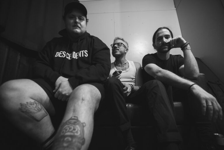 menores atos faz último show que celebra 10 anos de animália neste sábado (16)