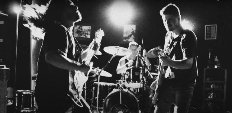 Selva Stone volta à cena musical com o lançamento do EP Sintomas