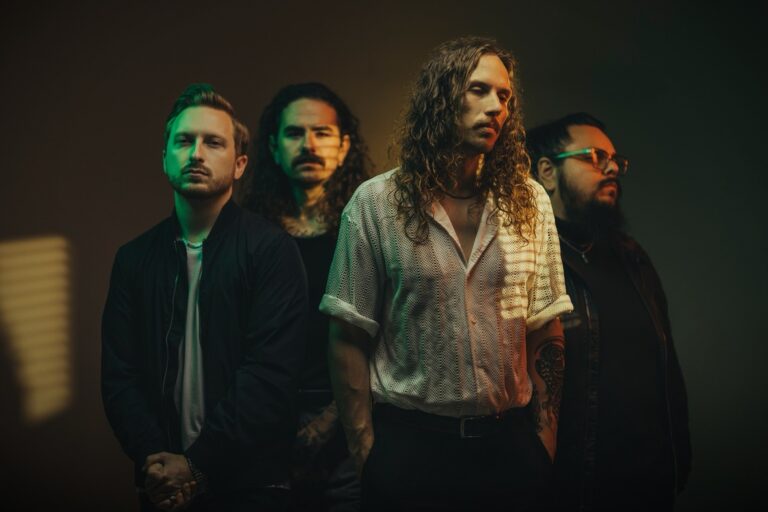Silent Planet traz seu metalcore moderno ao Brasil em 2025