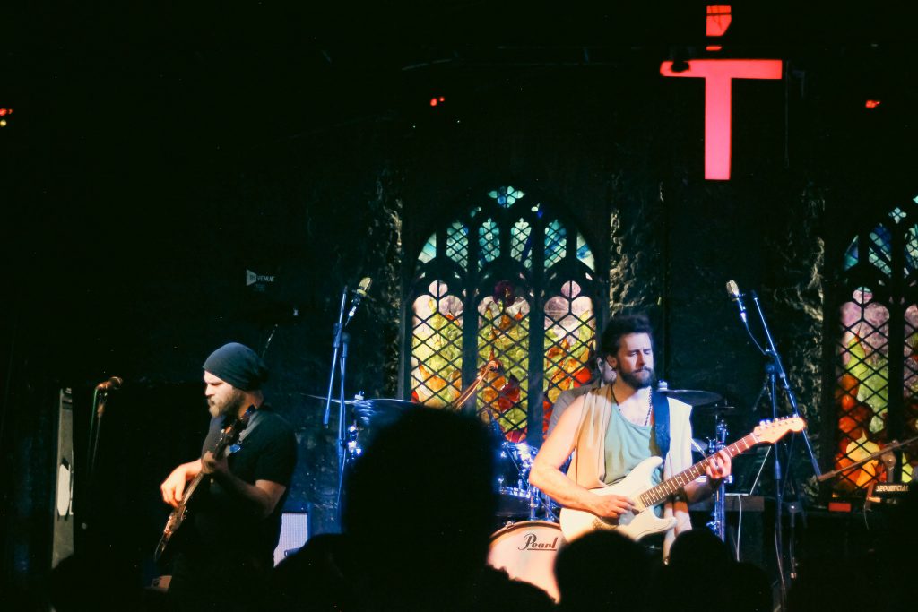 The Reign of Kindo encanta público brasileiro em segunda noite de show em São Paulo