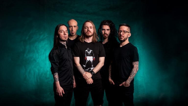 It’s All Red explora medo de multidões e traz influência de Nu Metal em novo single “Moment”